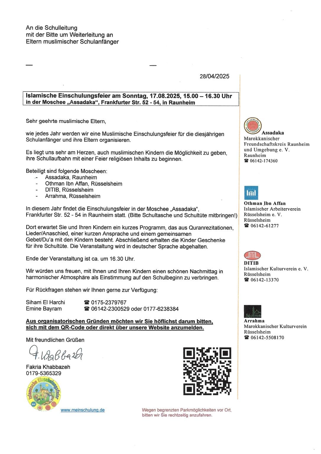 Kind mit Schultüte bei der Feier